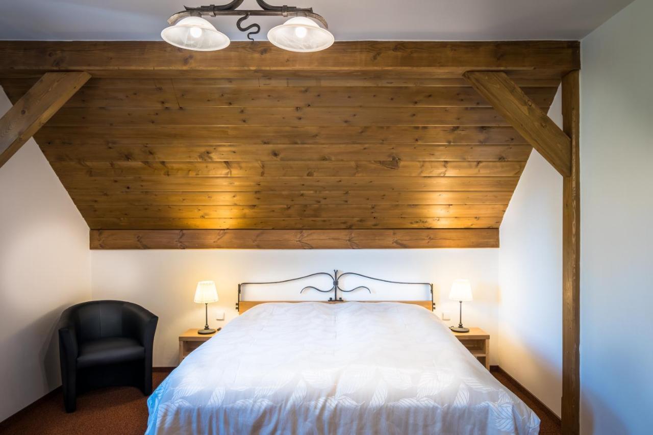 Wellness Hotel Holzberg Suchá Rudná Eksteriør billede